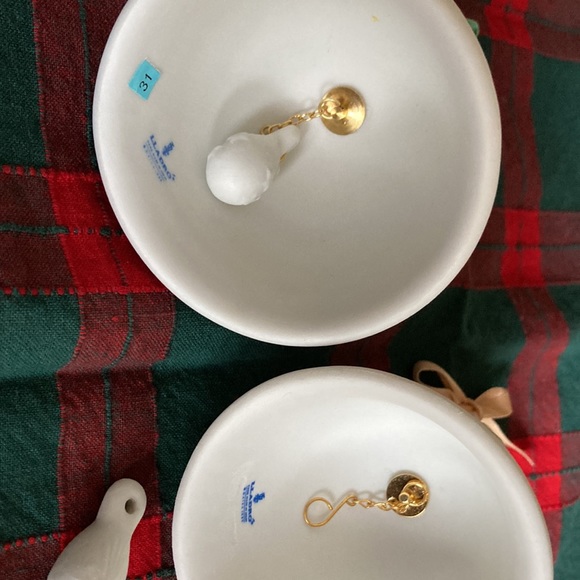 LLADRO CHRISTMAS BELLS ORNAMENTS ‘88 & ‘89 lot of 2 $35 - Picture 4 of 11